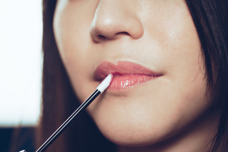 lips.